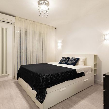 Smile Apartments Bucureşti Ngoại thất bức ảnh